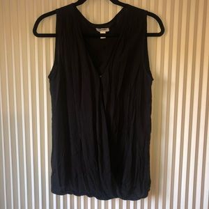 Black old navy tank